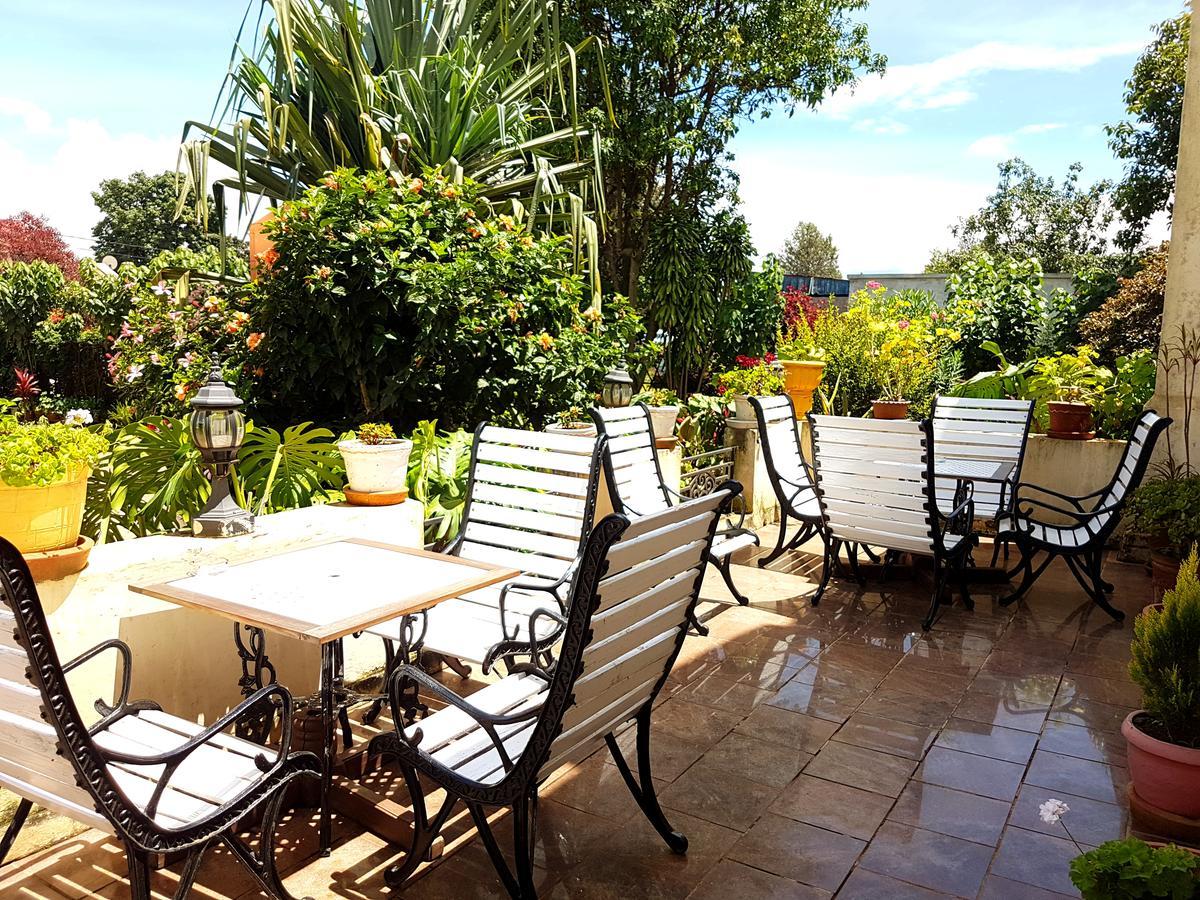 Hotel Le Trianon Antsirabe Exterior photo